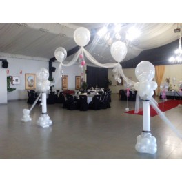 Decoraci&oacute;n sal&oacute;n de boda